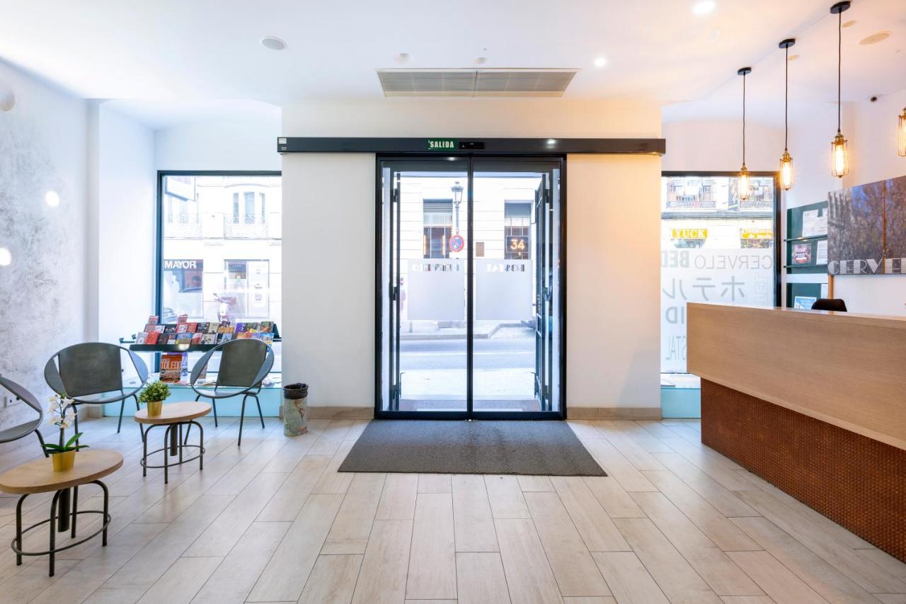 Hostal Cervelo Madrid Exterior photo